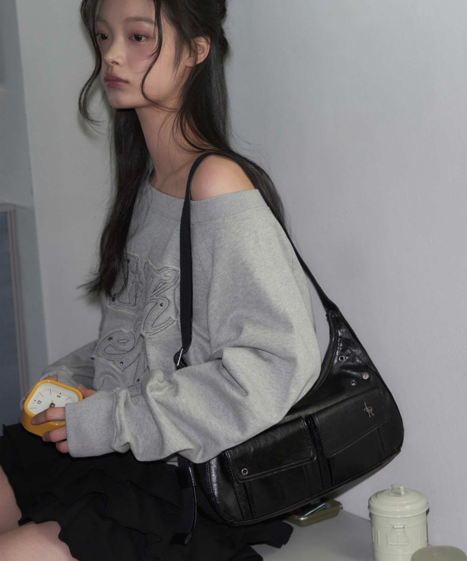 Layering Shoulder and Cross-bag [BLACK]