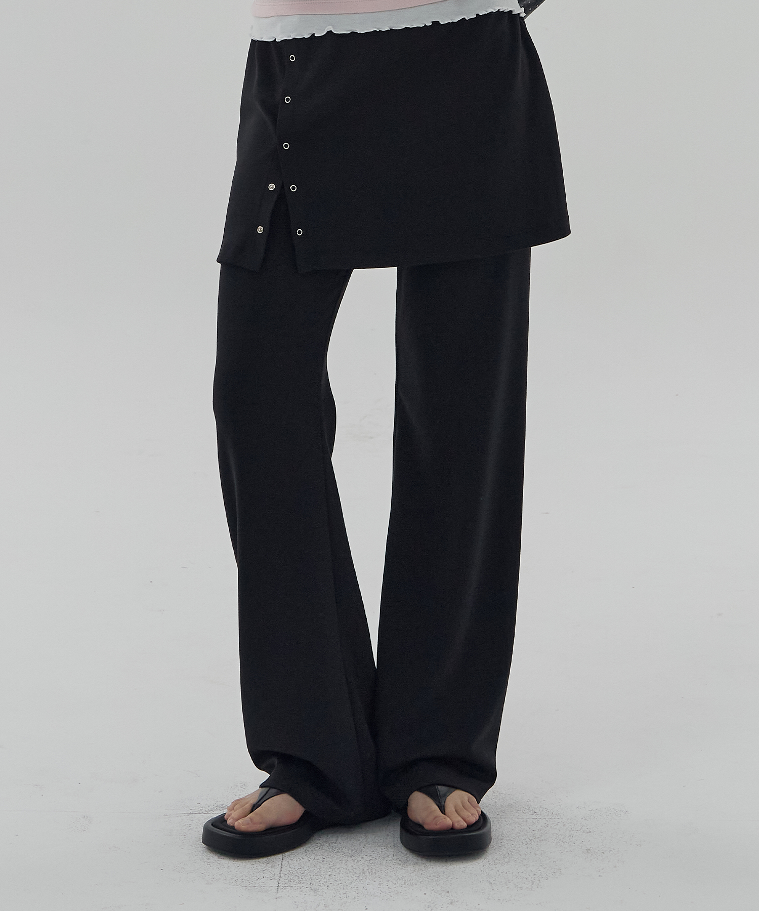 D. BASIC STUD SKIRT PANTS - 2 COLOR