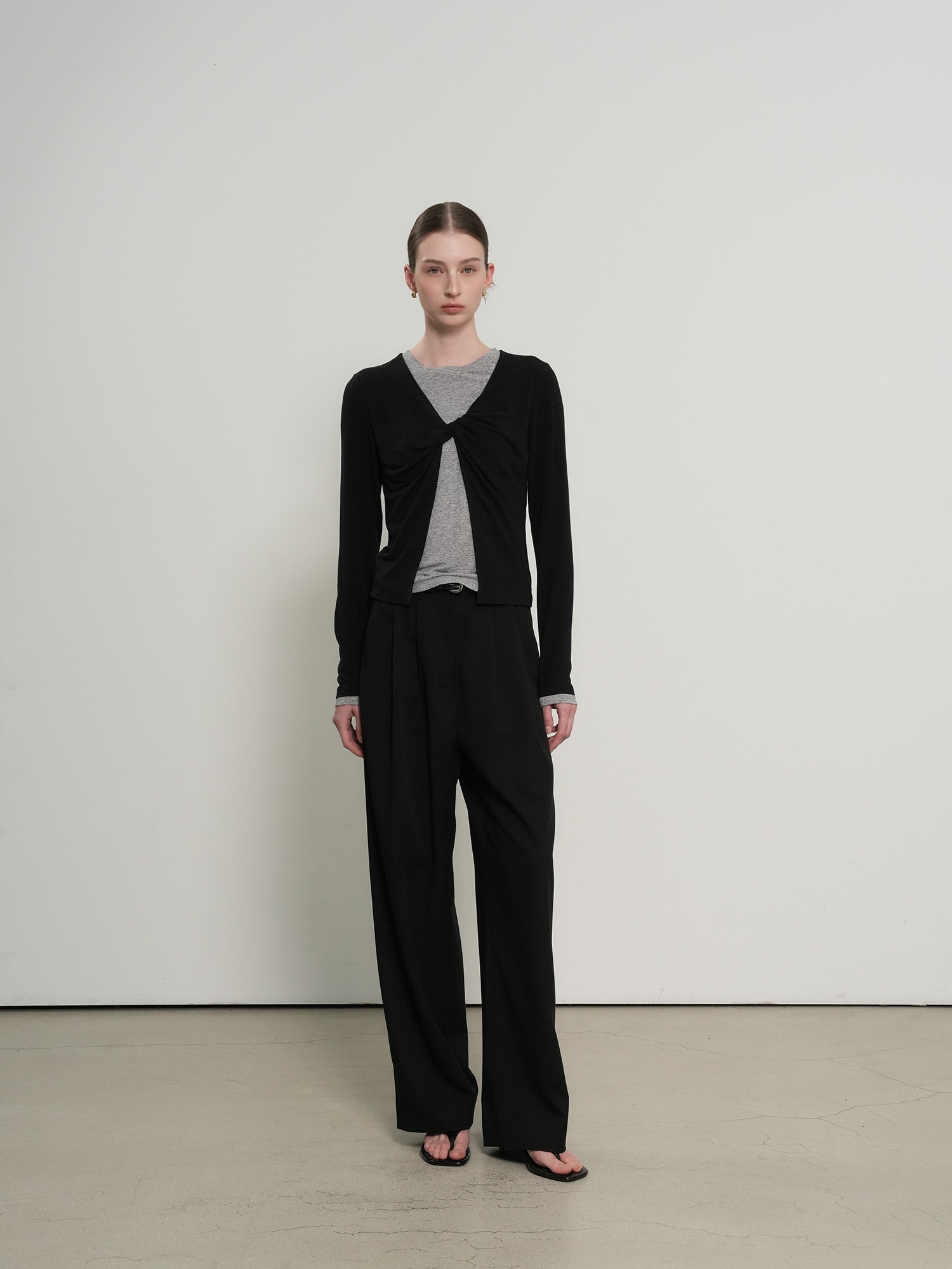 woman 2 – tuck semi – широкие slacks [чёрный]