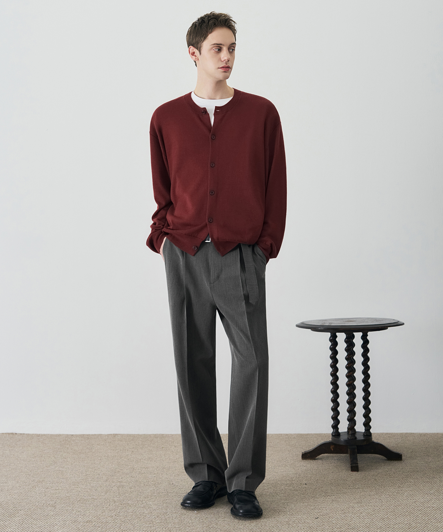HERRINGBONE BELTED SEMI WIDE SLACKS [GREY]
