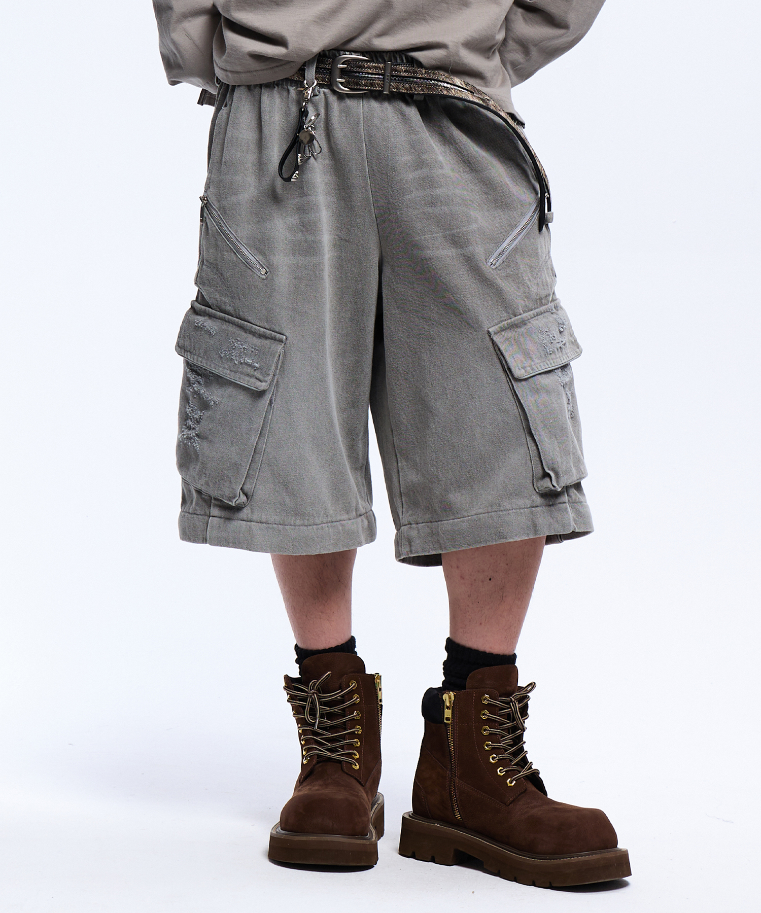 CONVERTIBLE DESTROYED CARGO DENIM PANTS - GRAY
