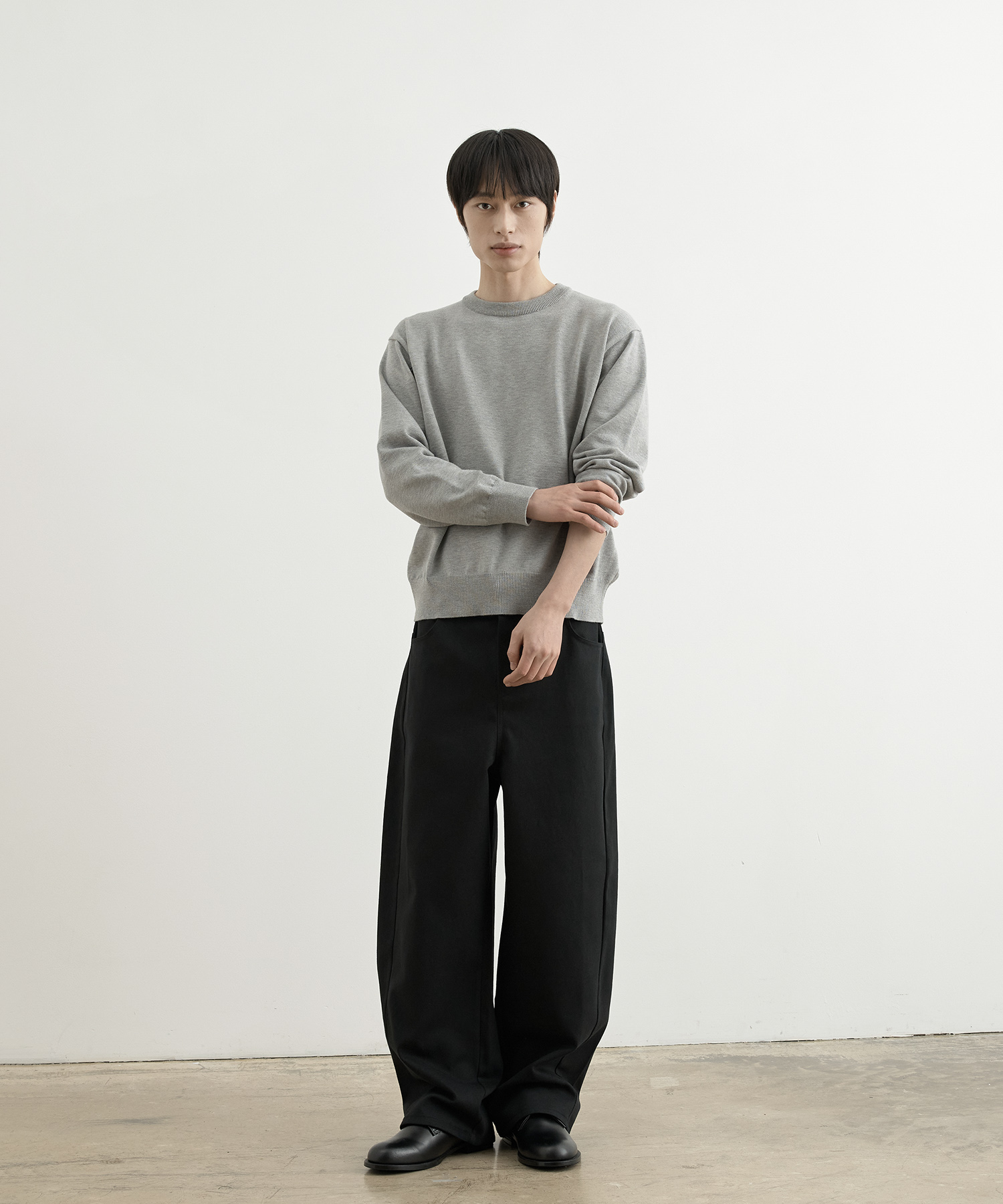 Свободные хлопковые брюки Twist Volume Curved Black