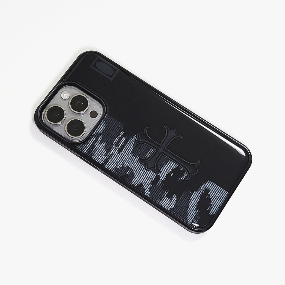 에테르나 리츄얼크로스 블랙 에폭시 폰케이스 정면