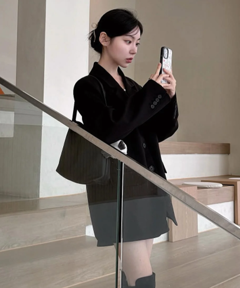 woman new attitude classic tailored jacket [black]