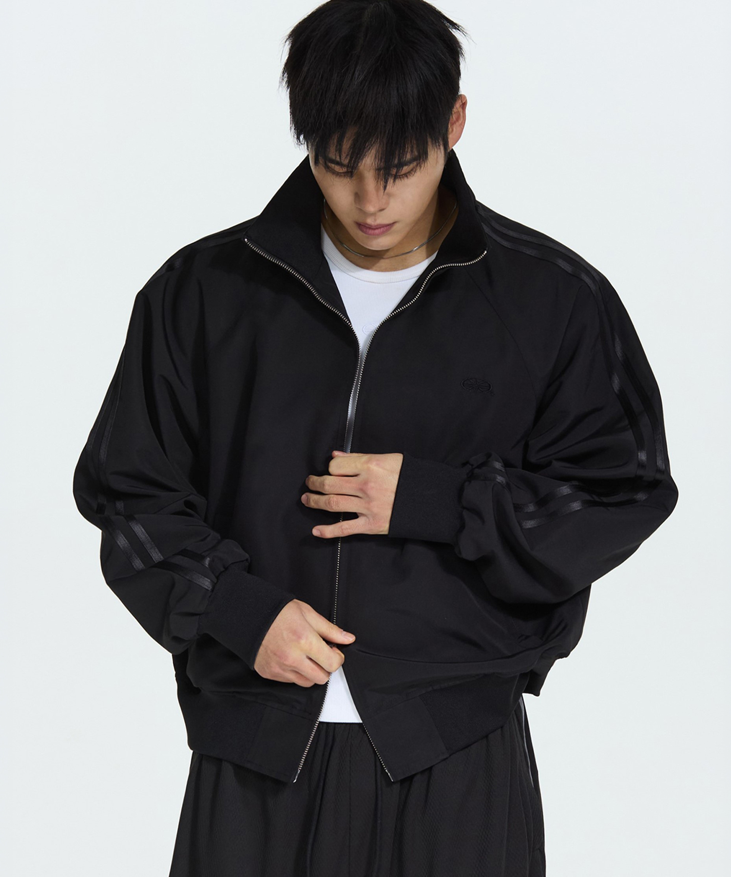 BULKY CROP TRACK BLOUSON BLACK