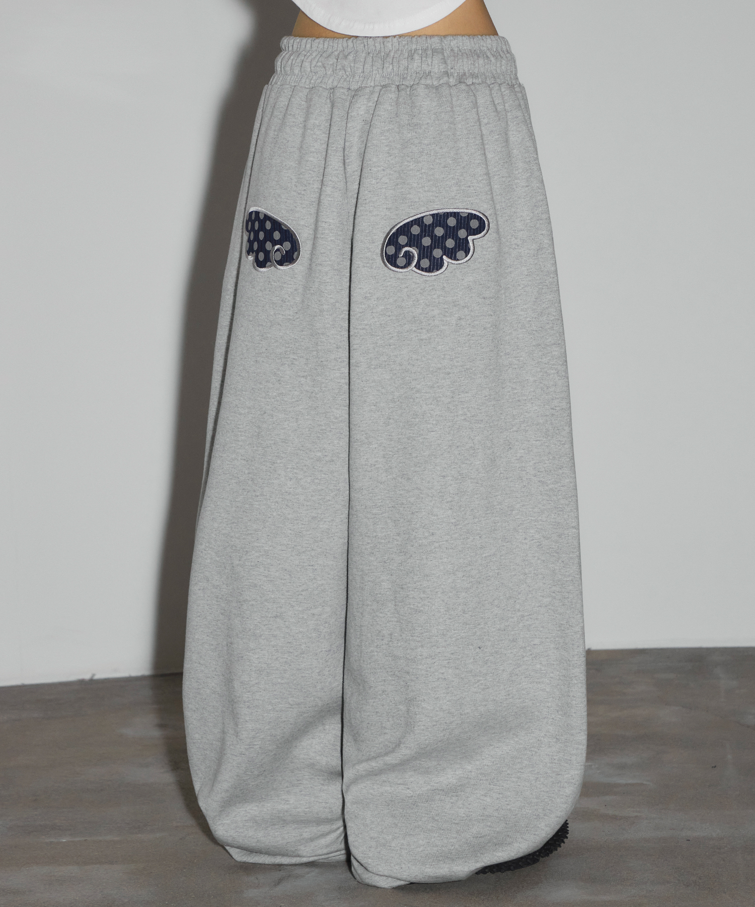 Спортивные брюки Angel с аппликацией (Grey)