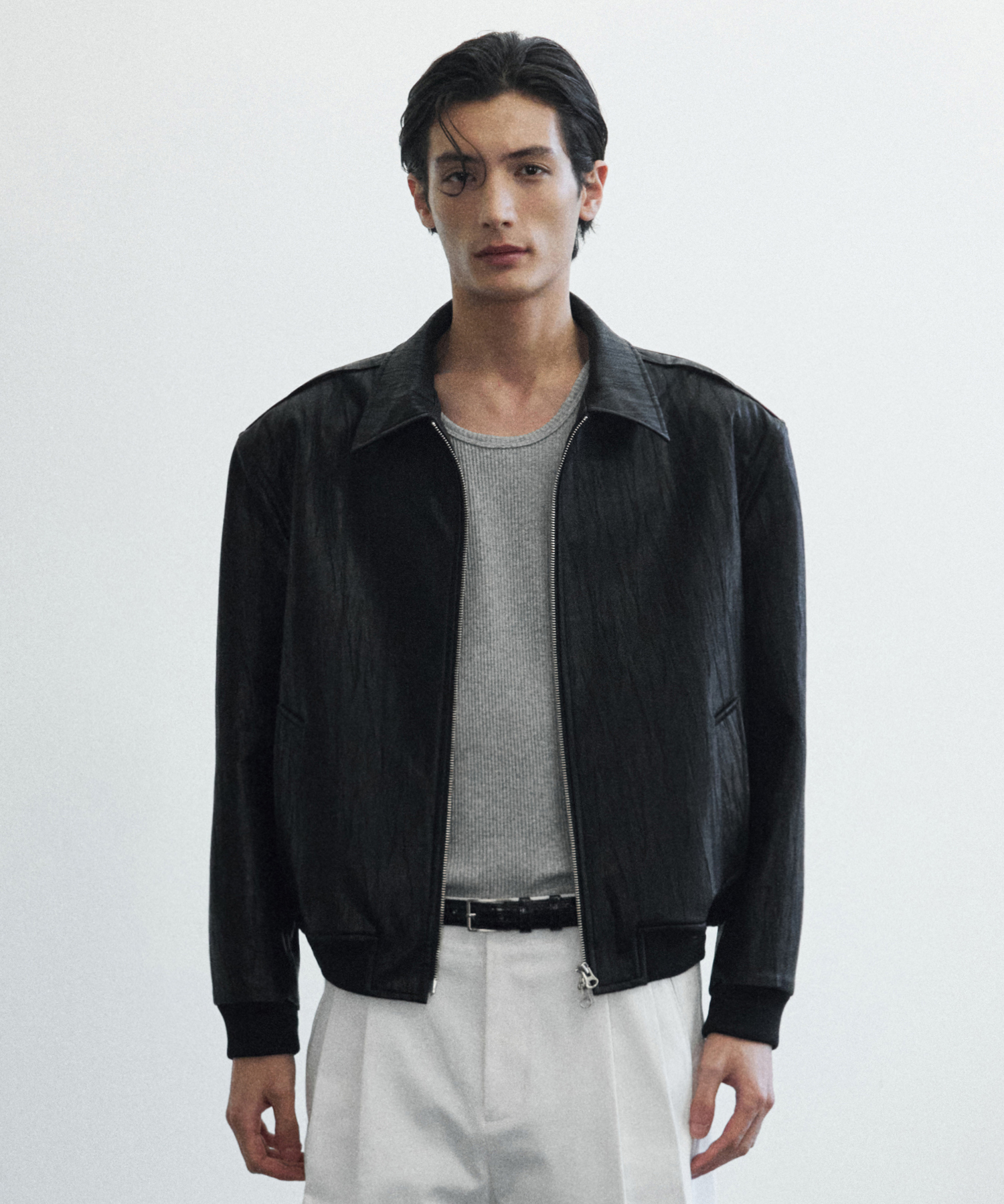 ALIGN CRACK LEATHER CROP JACKET [BLACK]