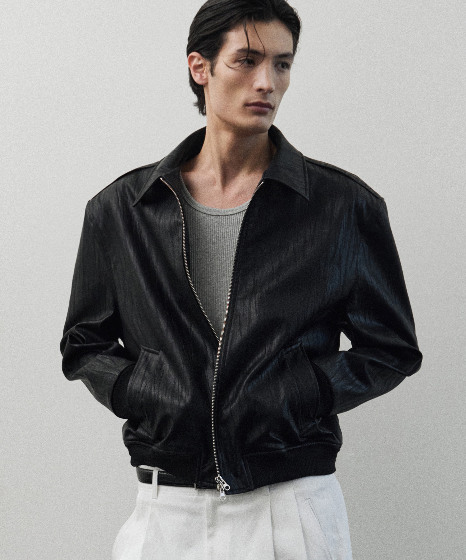 ALIGN CRACK LEATHER CROP JACKET [BLACK]