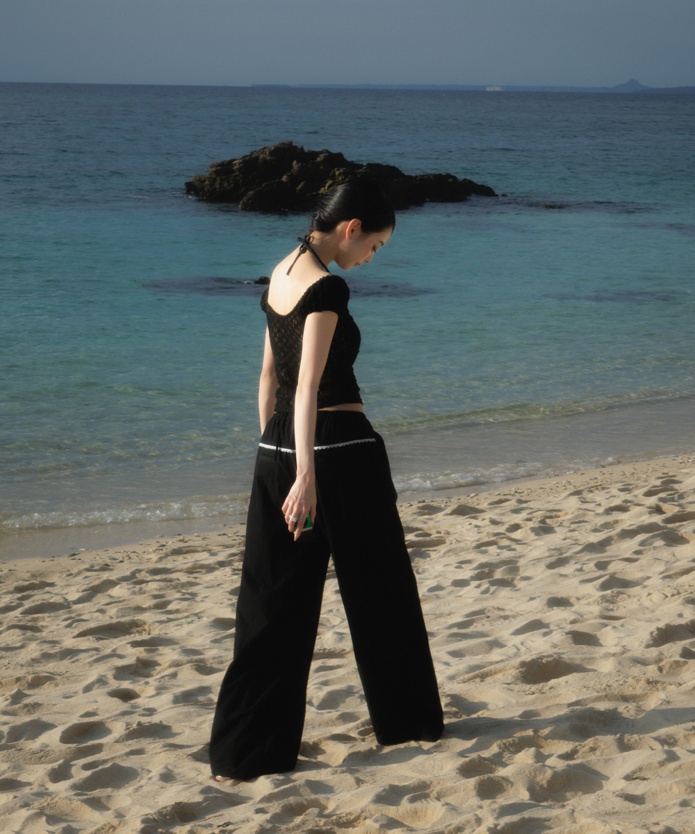 Back Lace Nylon Wide Pants [Black]