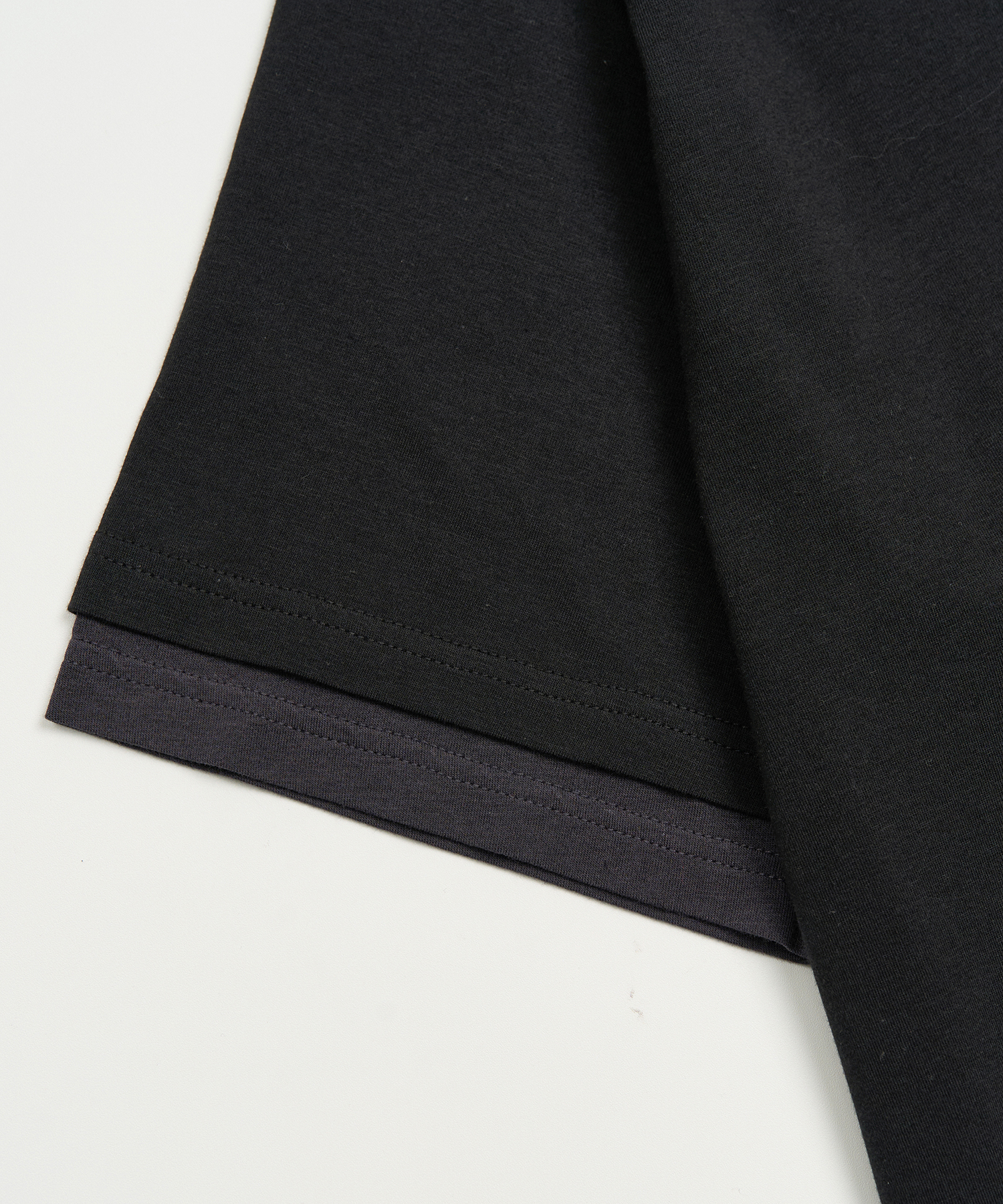 TWO-TONE LAYERED T-SHIRT(BLACK)