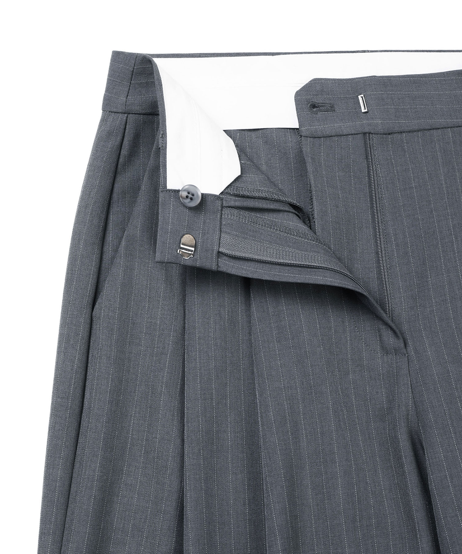 Pin Stripe Two-tuck Slacks Grey