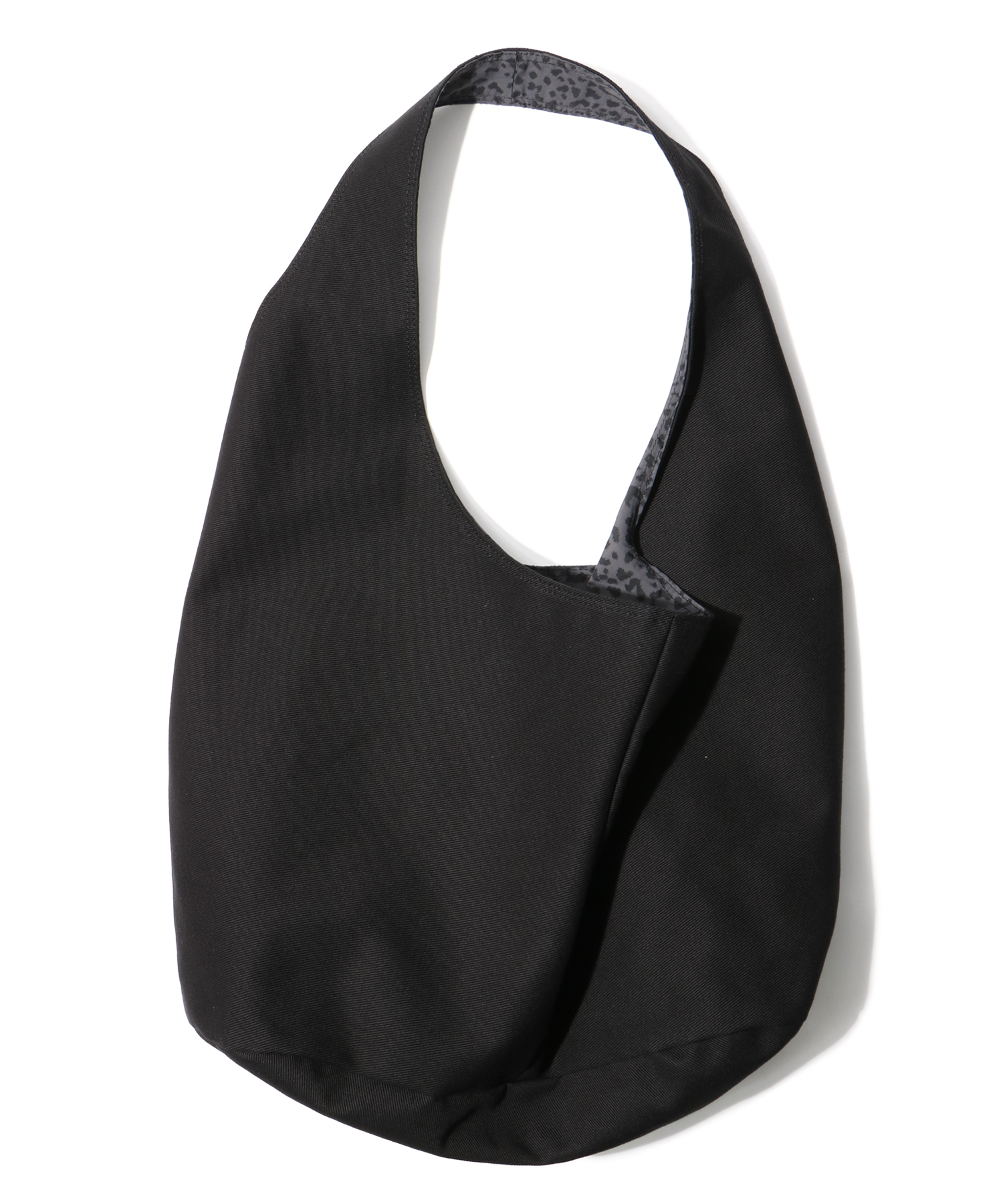 Cesta Shoulder bag_Black