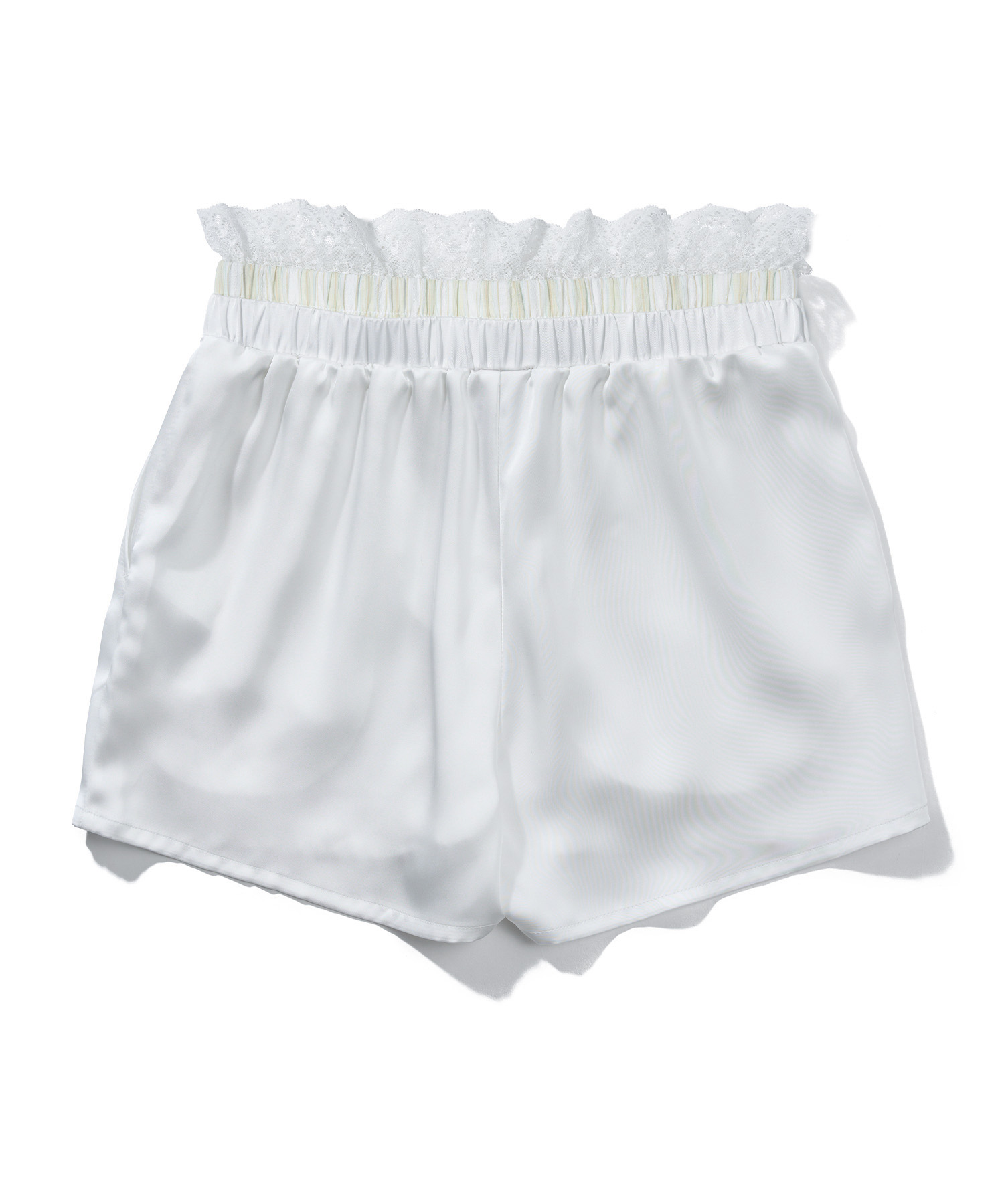 LACE LAYERED SHORTS WHITE