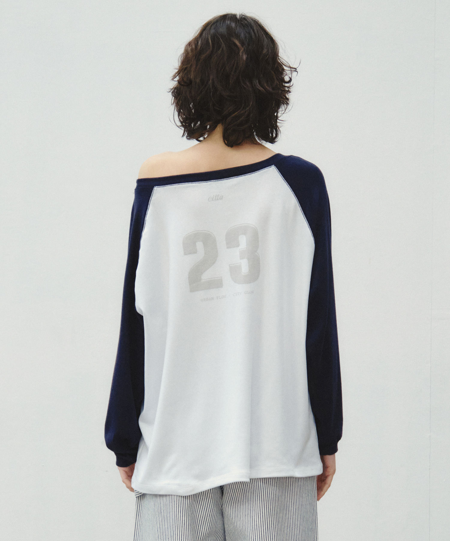 Number 23 Raglan Off-Shoulder T-Shirt_CTT3002(White)