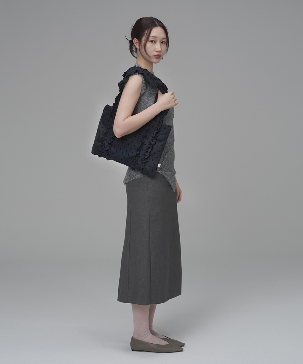 Big frill medium shoulder bag black deep navy