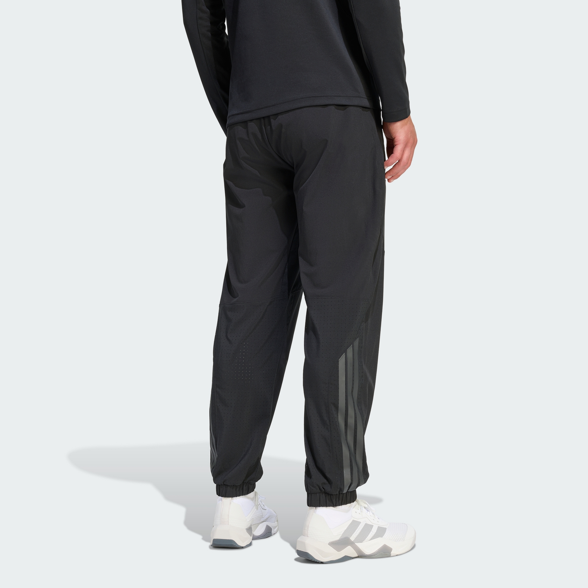 Спортивные штаны Tech Essential Workout KT3131