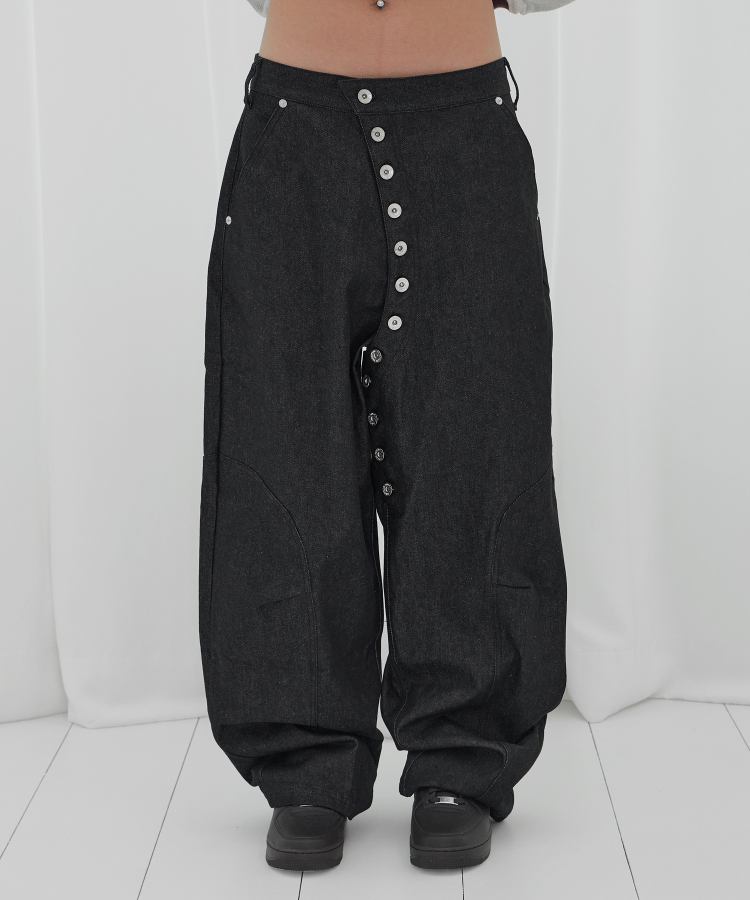 MY LIMIT DENIM брюки () F26QD155