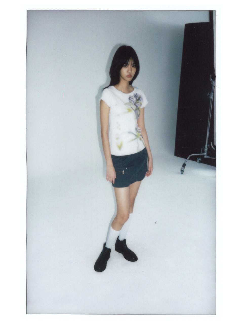 FLOWER HALF SLEEVE TEE - 3 COLORS WHITE