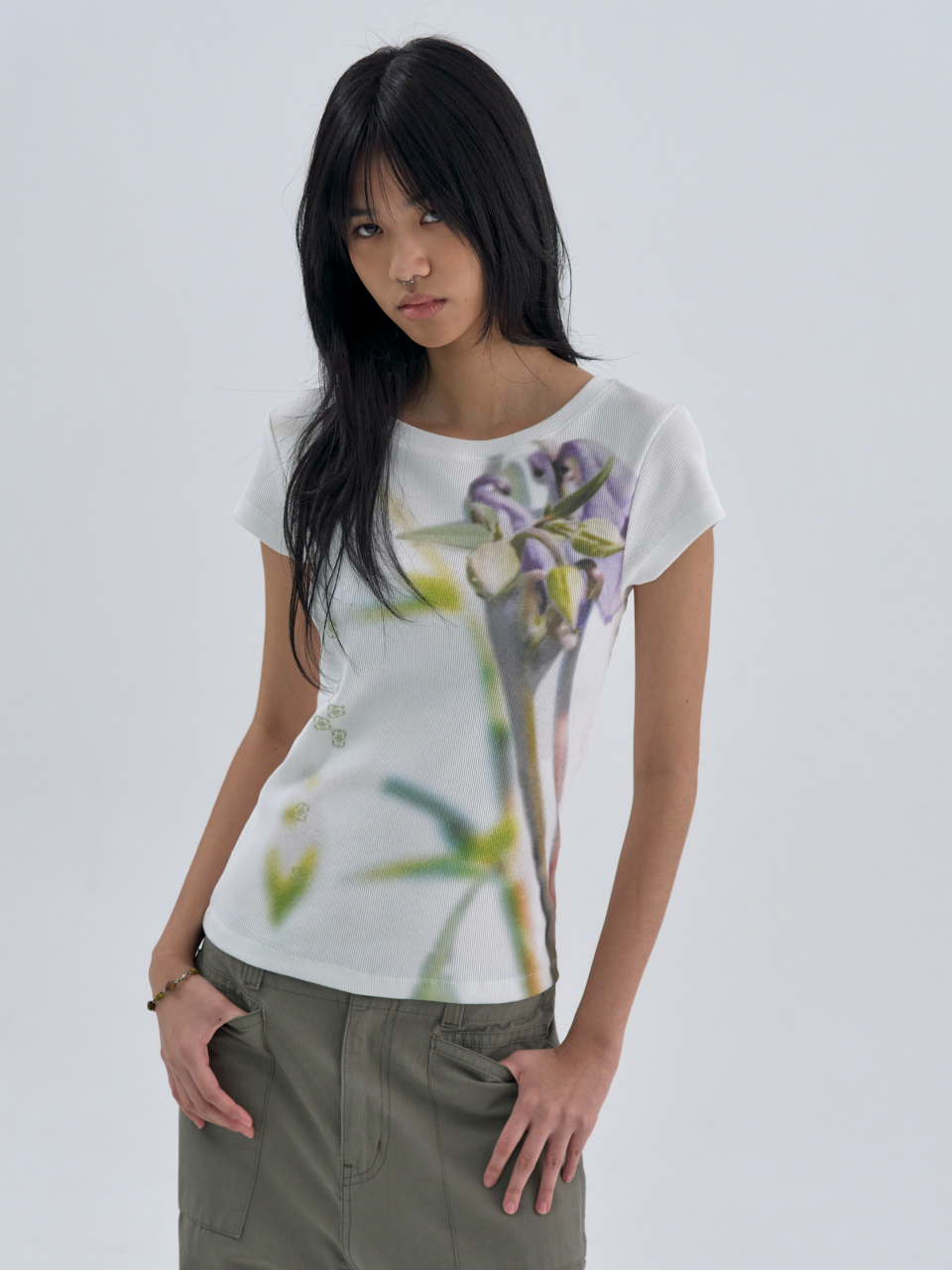 FLOWER HALF SLEEVE TEE - 3 COLORS WHITE
