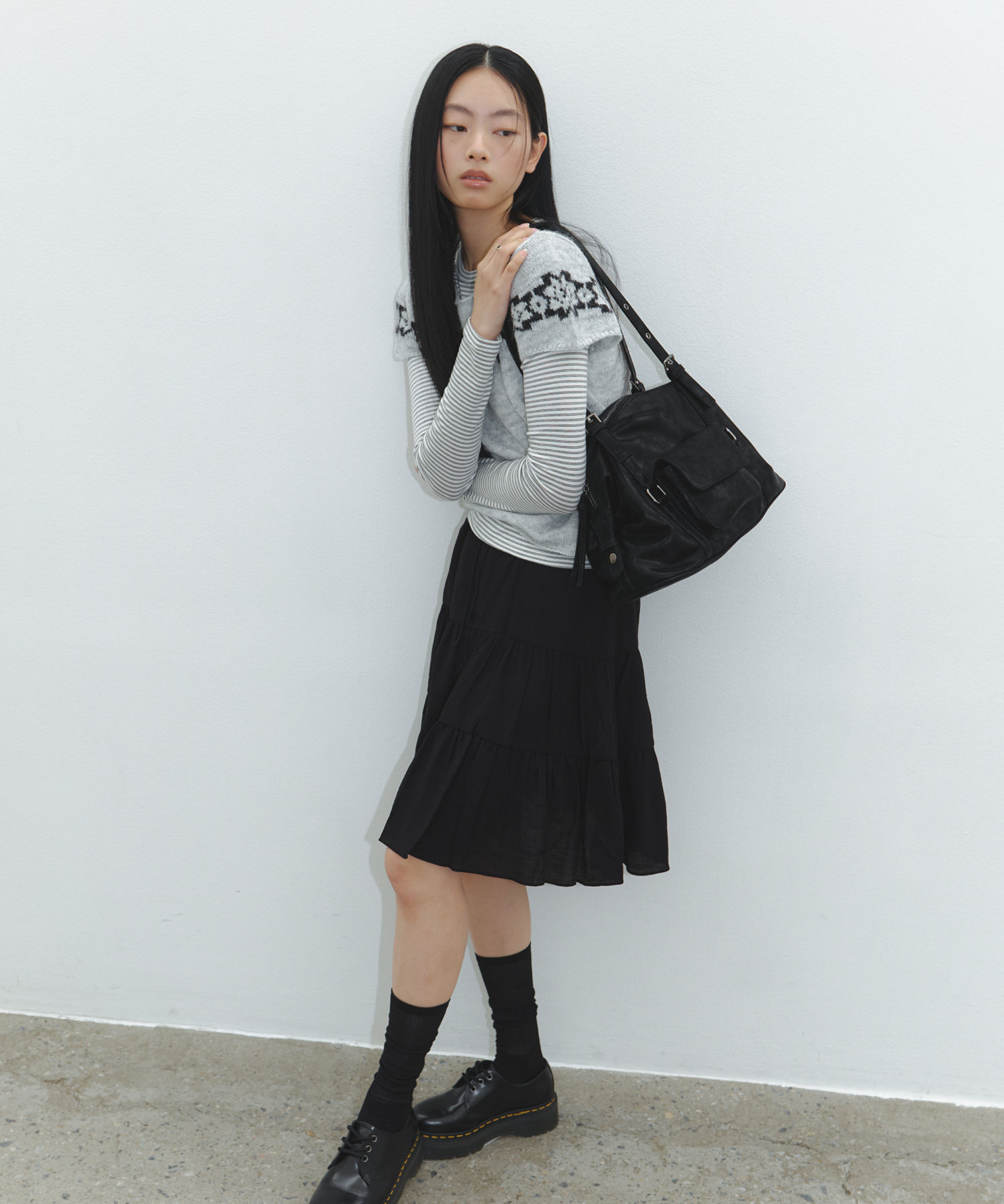 Multi Pocket Shoulder Bag - Black