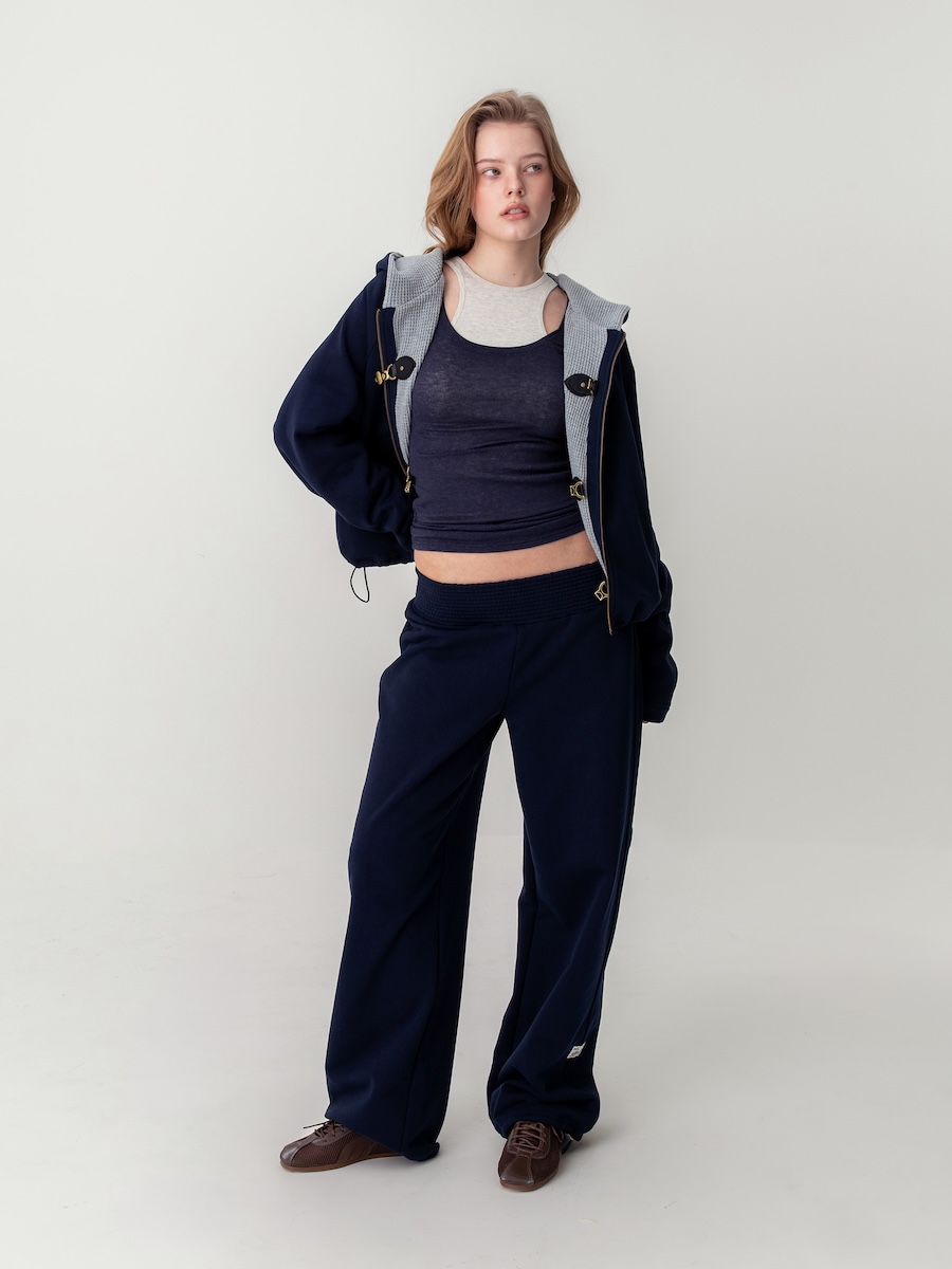 SOFT LAYERED SCOOP TOP (NAVY)