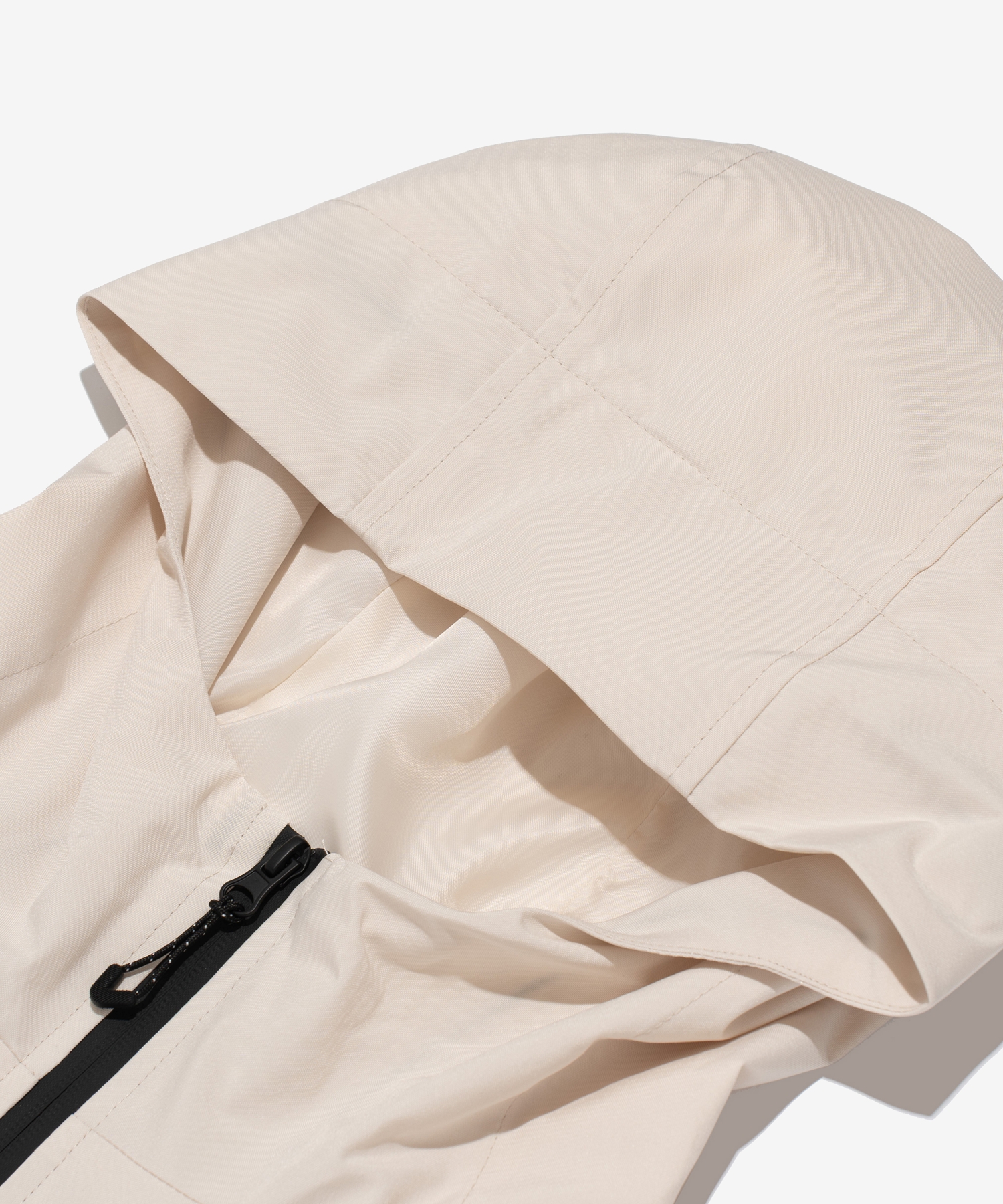 ESSENTIAL COMFORT WINDBREAKER JACKET (IVORY)