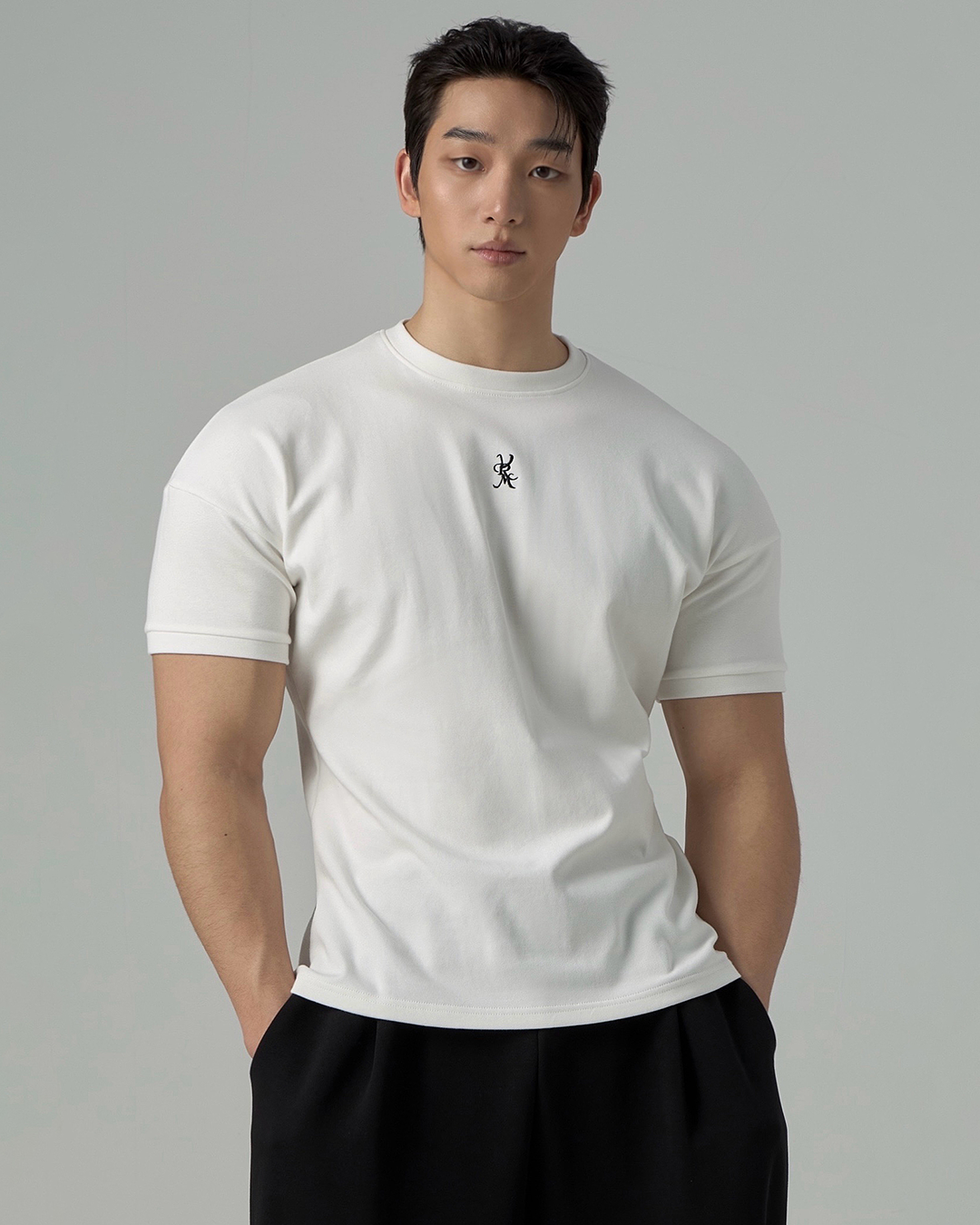 VRM FRAME MUSCLE FIT T-SHIRT