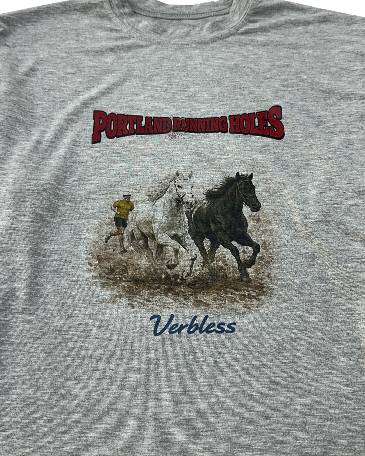 Portland Running Horse Crop T-Shirt (gray)