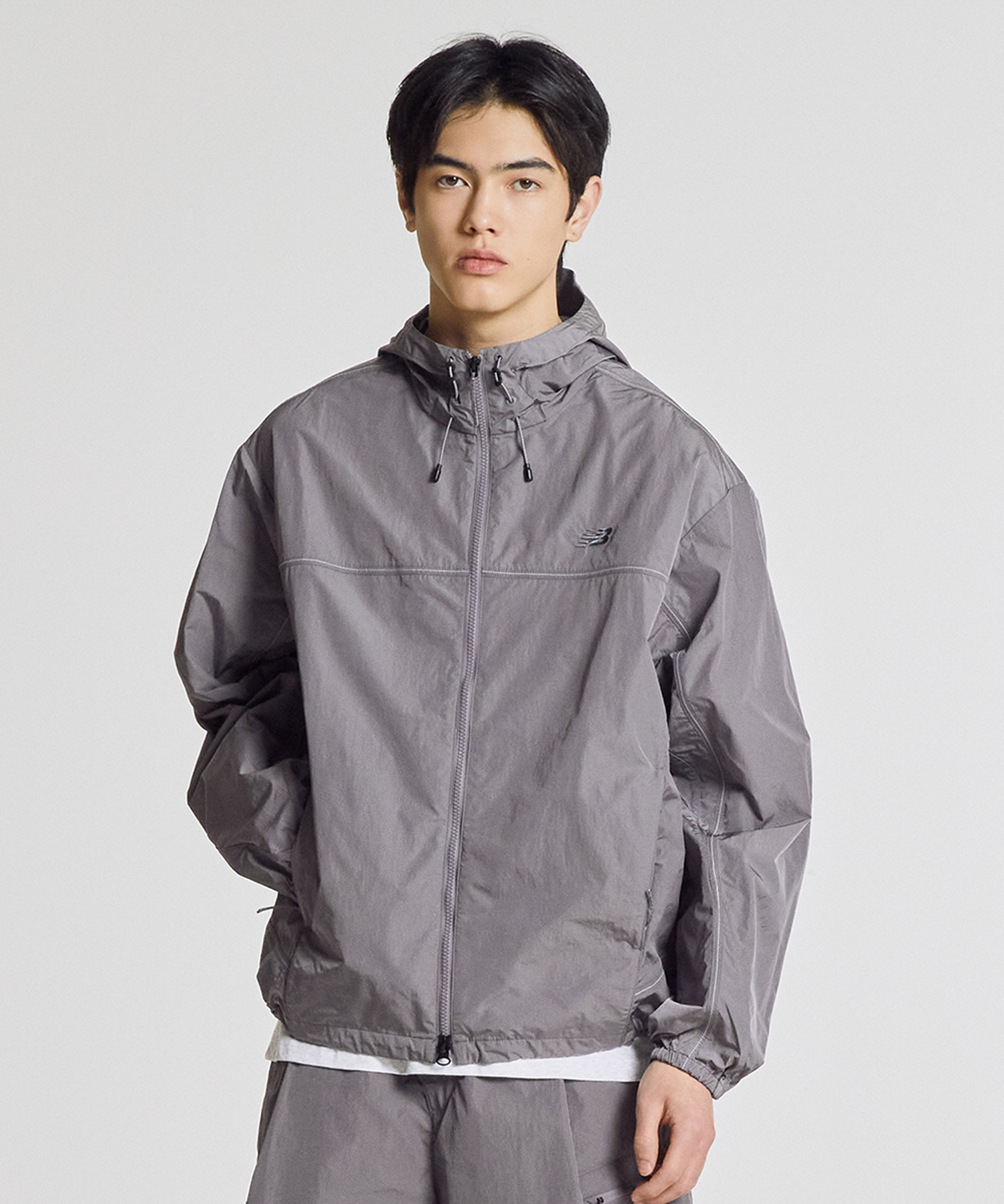 NBNAG21423 / UNI NANO LIGHT hooded windbreaker (DARK PURPLE)