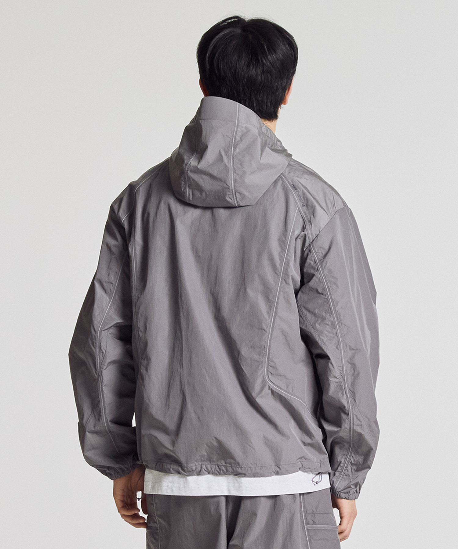 NBNAG21423 / UNI NANO LIGHT hooded windbreaker (DARK PURPLE)