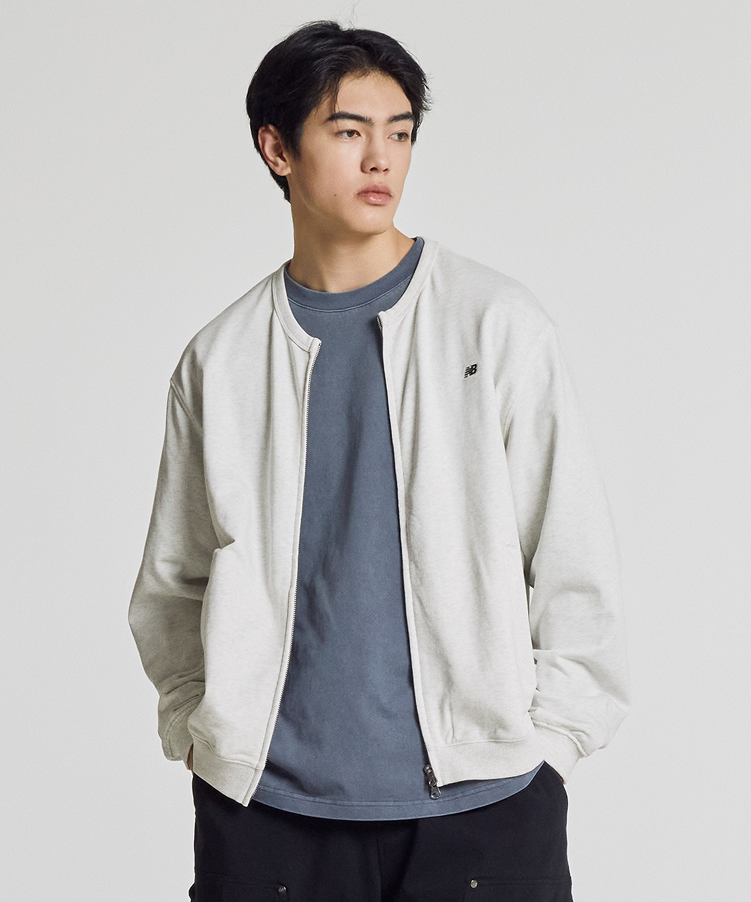 NBMDG21423 / UNI essential summer lightweight crew-neck zip-up (OATMEAL)