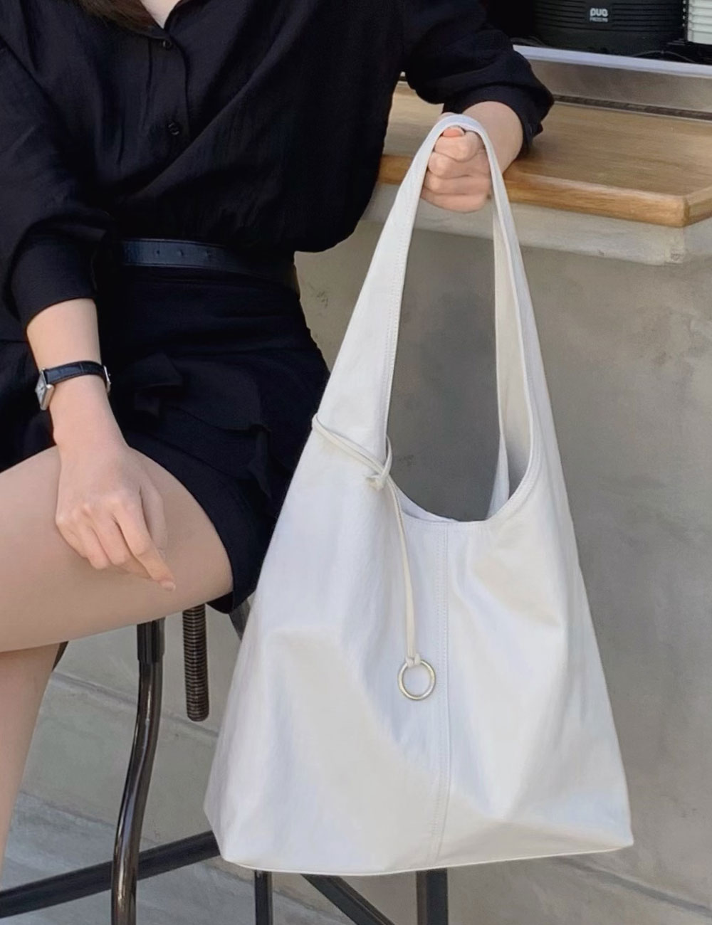 Day Hobo bag (Off White)