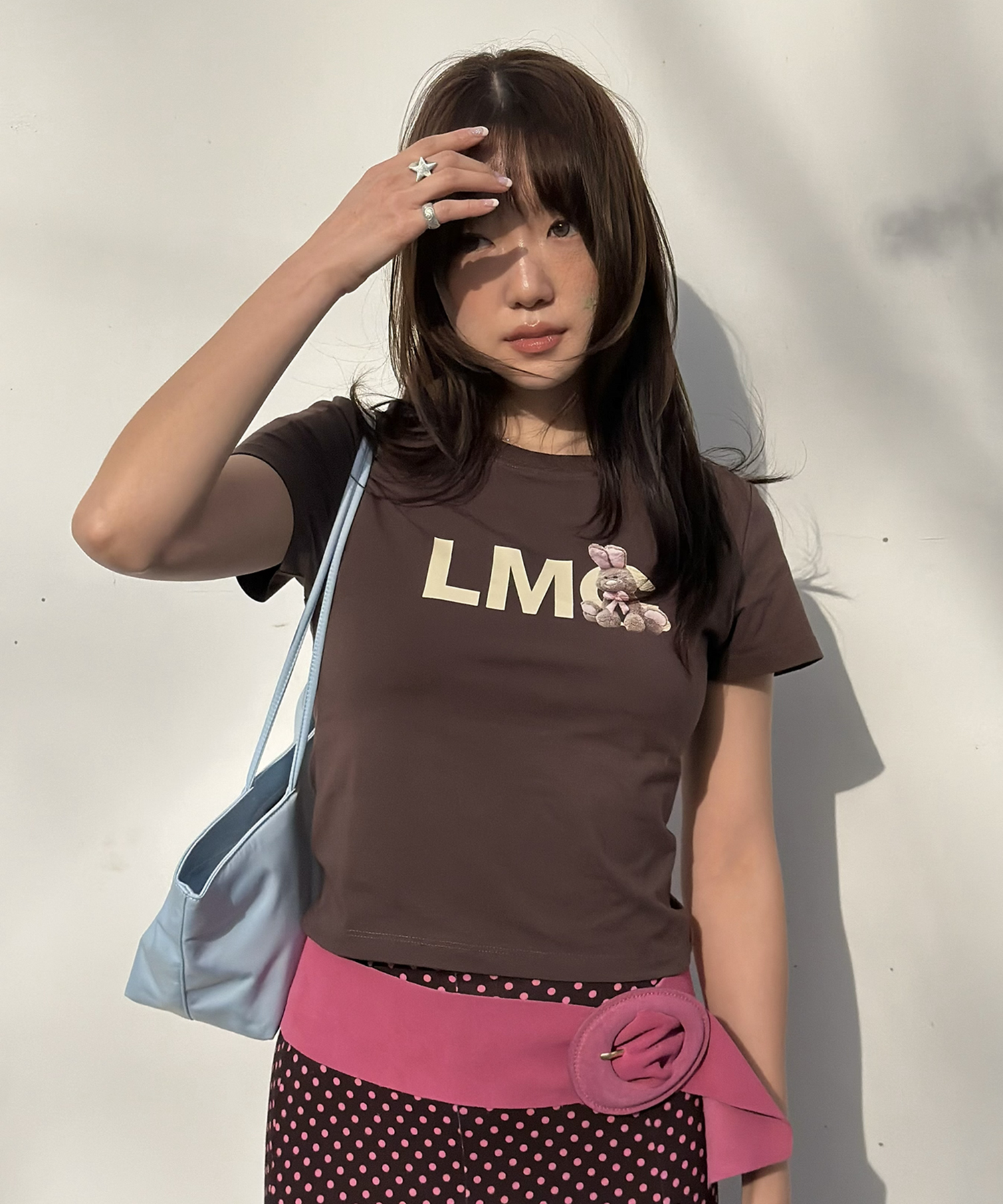 WM BUNNY OG CROPPED TEE white