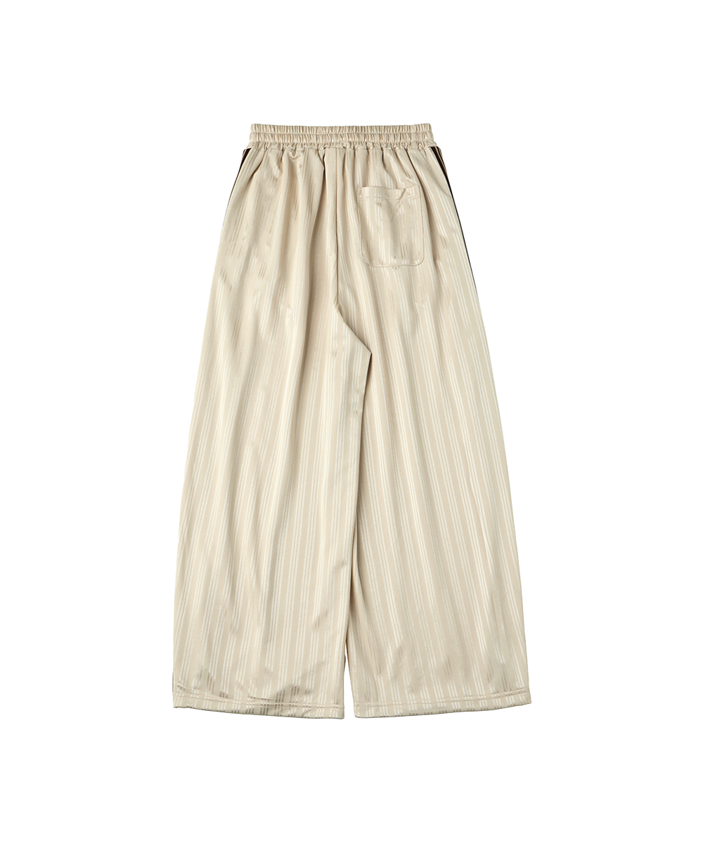 Свободные треки с изогнутыми линиями_Beige