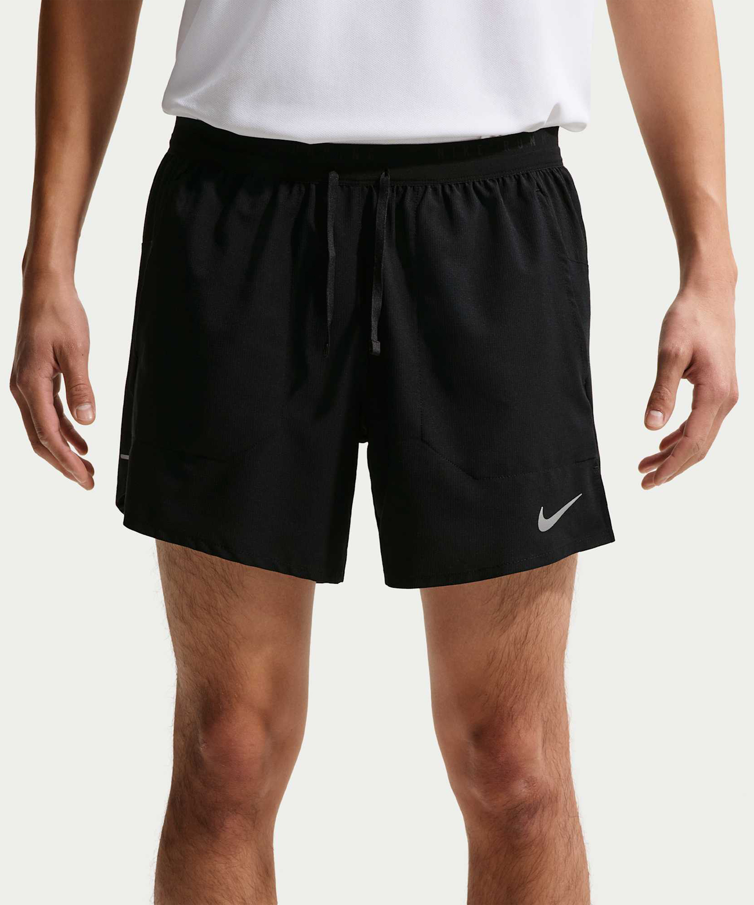 M NK DF STRIDE 2IN1 5IN Короткий - Черный/(REFLECTIVE SILV)