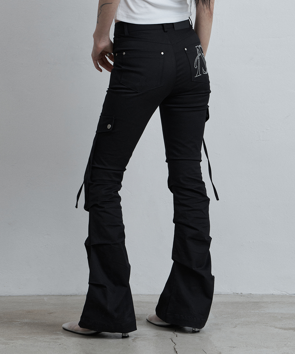 SIDE TUCK BOOT-CUT PANTS BLACK