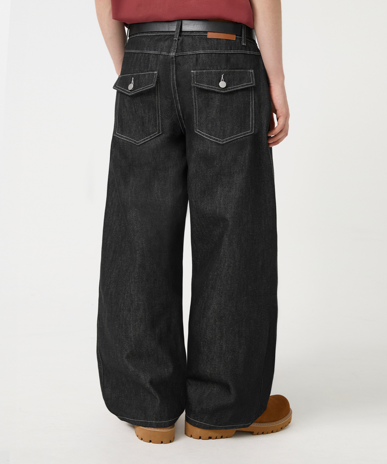 CURVED INCISION WIDE RAW DENIM PANTS_BLACK