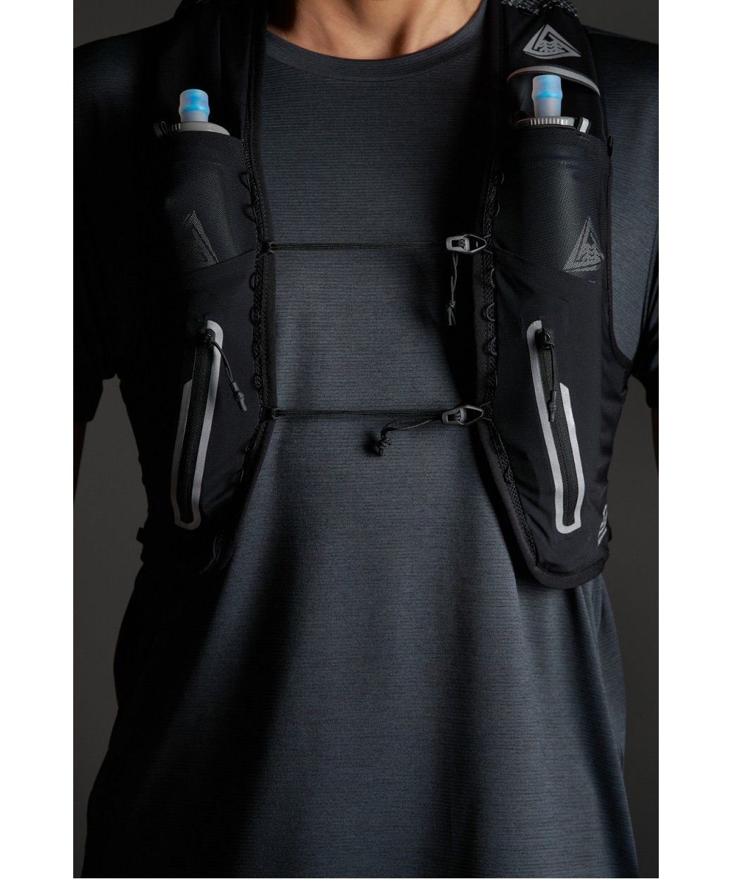 Trail унисекс беговой жилет 10L QEBXX26711BLK