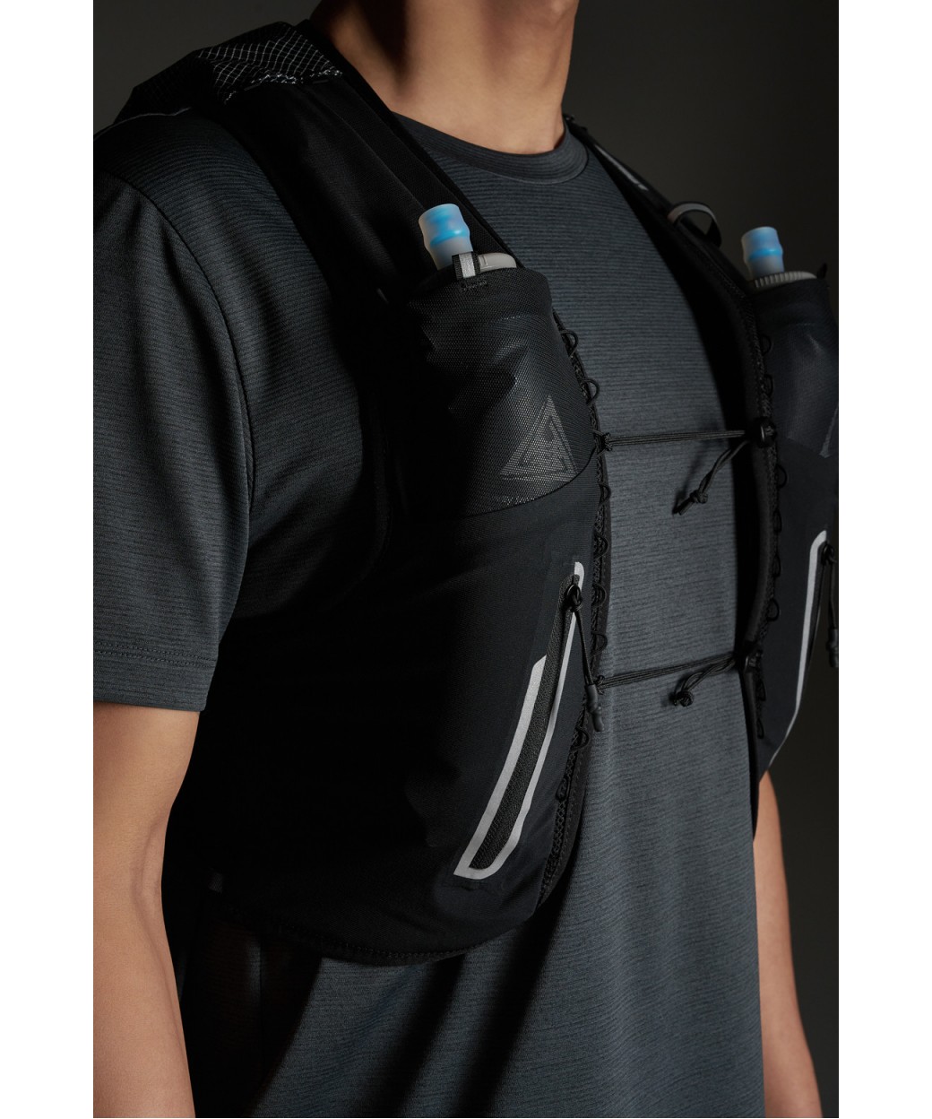 Trail унисекс беговой жилет 10L QEBXX26711BLK