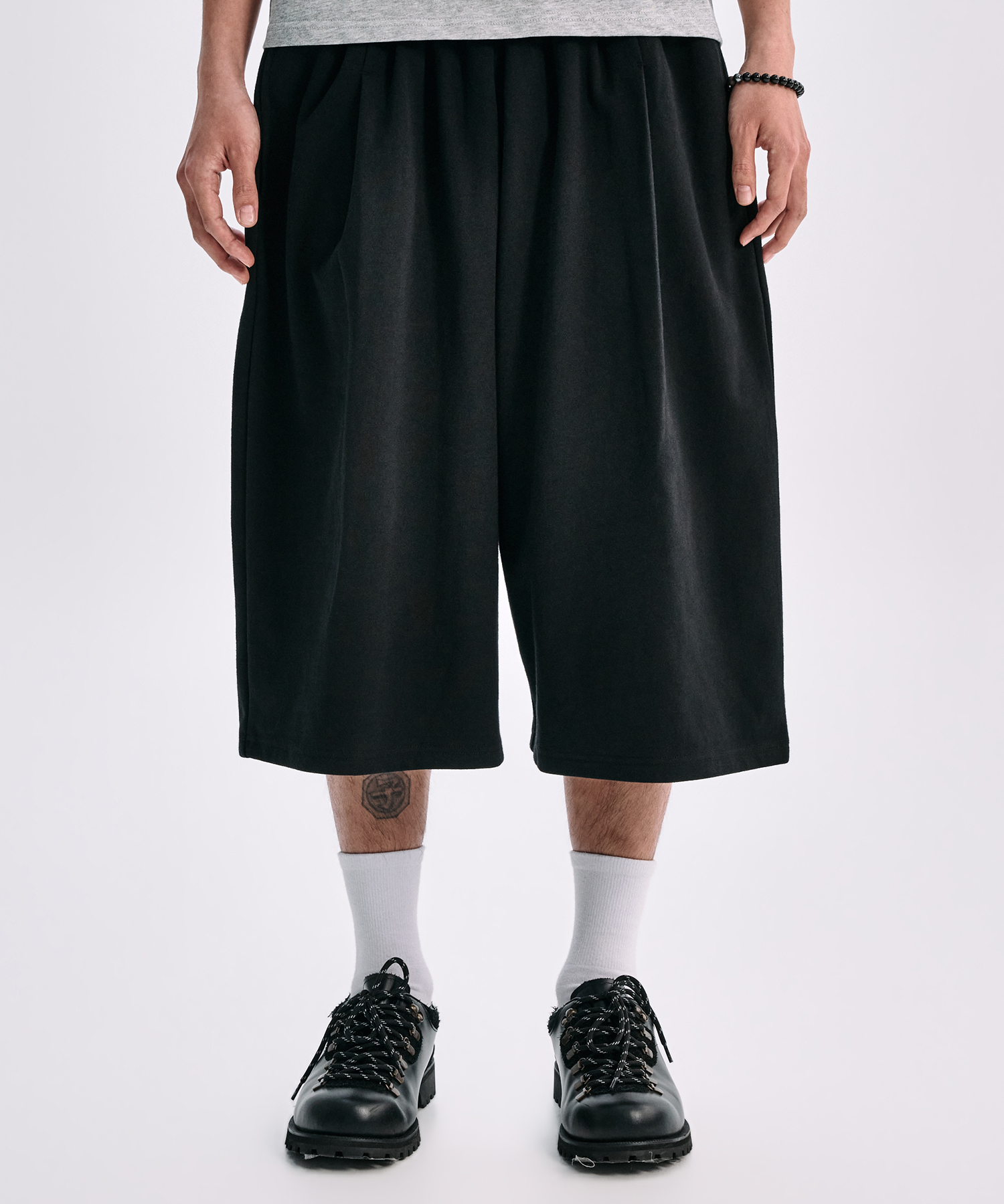 Спортивные шорты One-tuck Dual Pocket (Black)