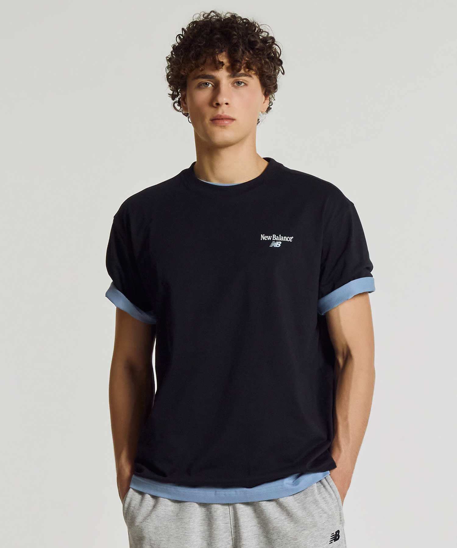 NBNEG21503 / Футболка UNI NB Friends (BLACK)