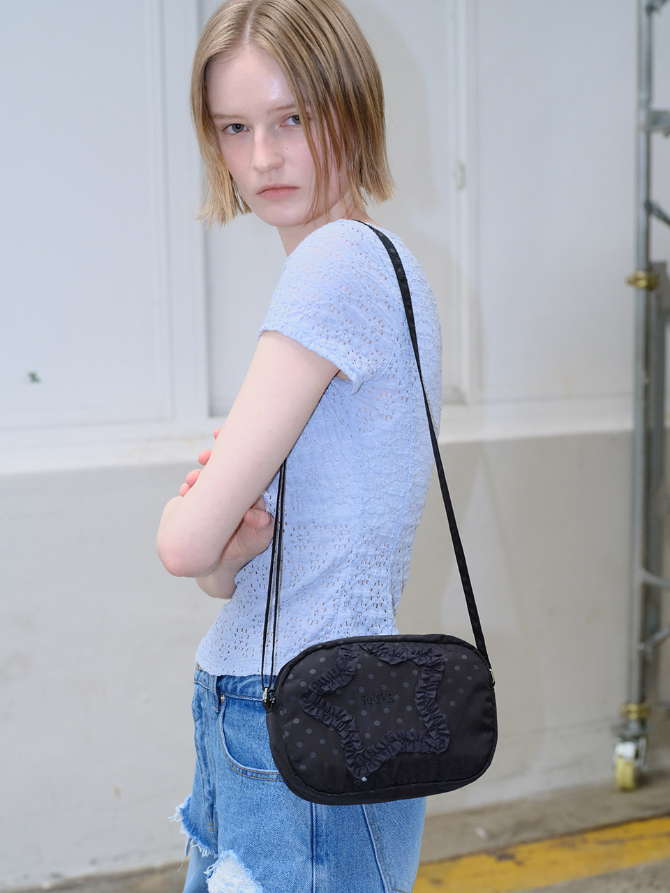 KIKI CROSSBODY IN Чёрный UF6SF122-10