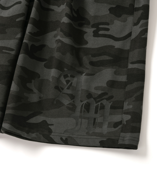 CAMO One Tuck Bermuda Pants Charcoal thumbnail 10