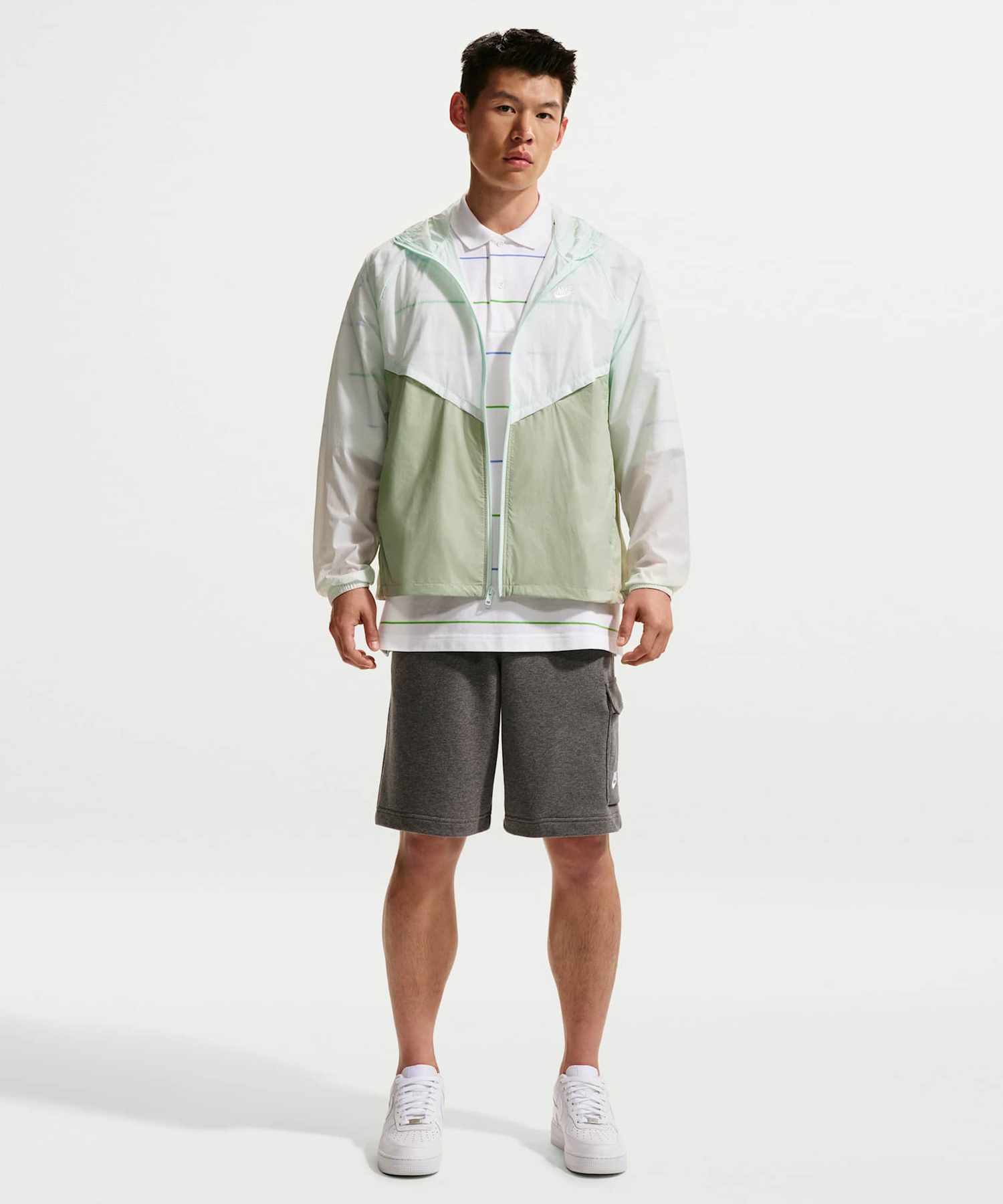 M NK WR LTWT UNLND FZ UV JKT - BARELY зеленый/JADE HORIZON/(белый)