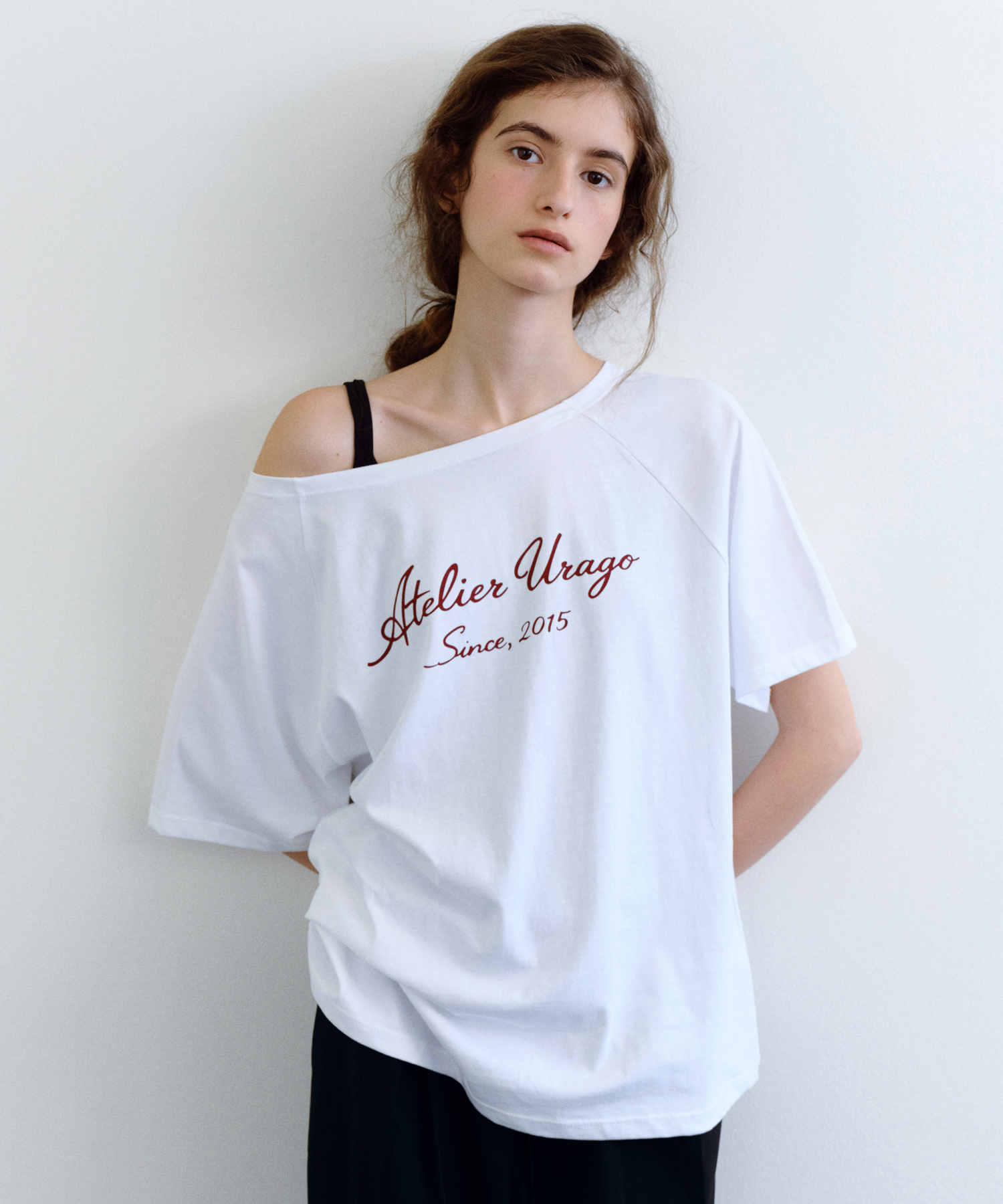 Atelier off на плечо футболка