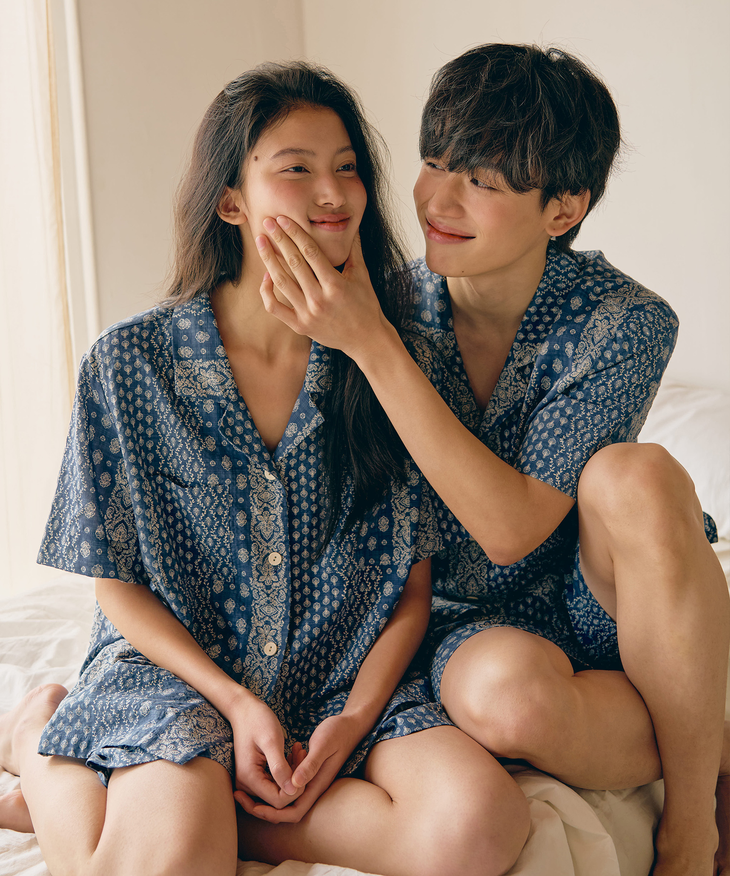 Женская футболка Sendy Navy (32S)