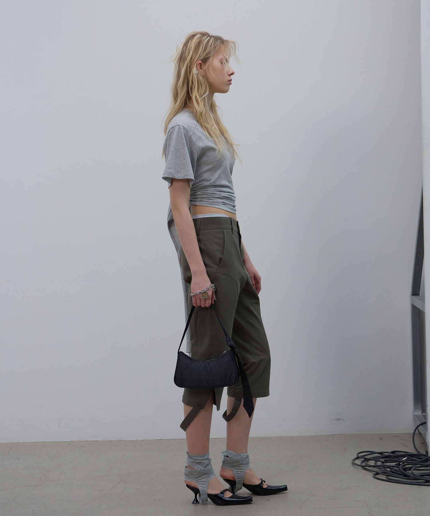 TIE-STRAP MINI BAG (BLACK)