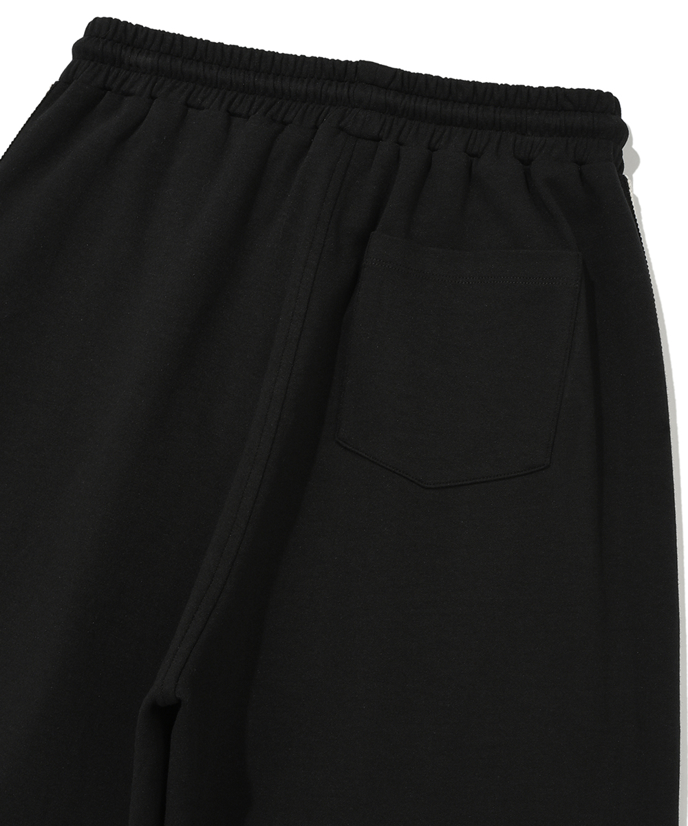 Широкие треники с вышивкой по бокам [Black]