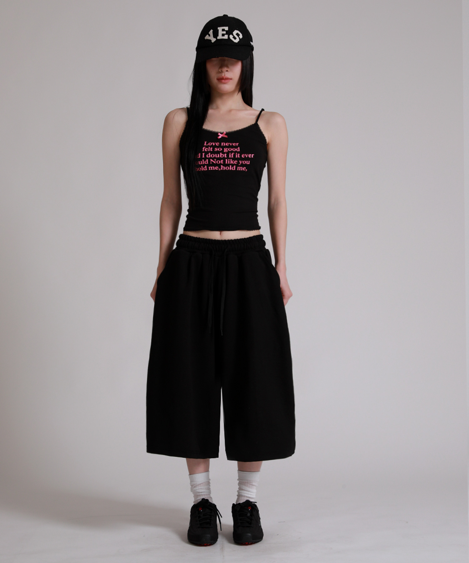 Спортивные бермуды 8/10 с защипами сбоку, Black