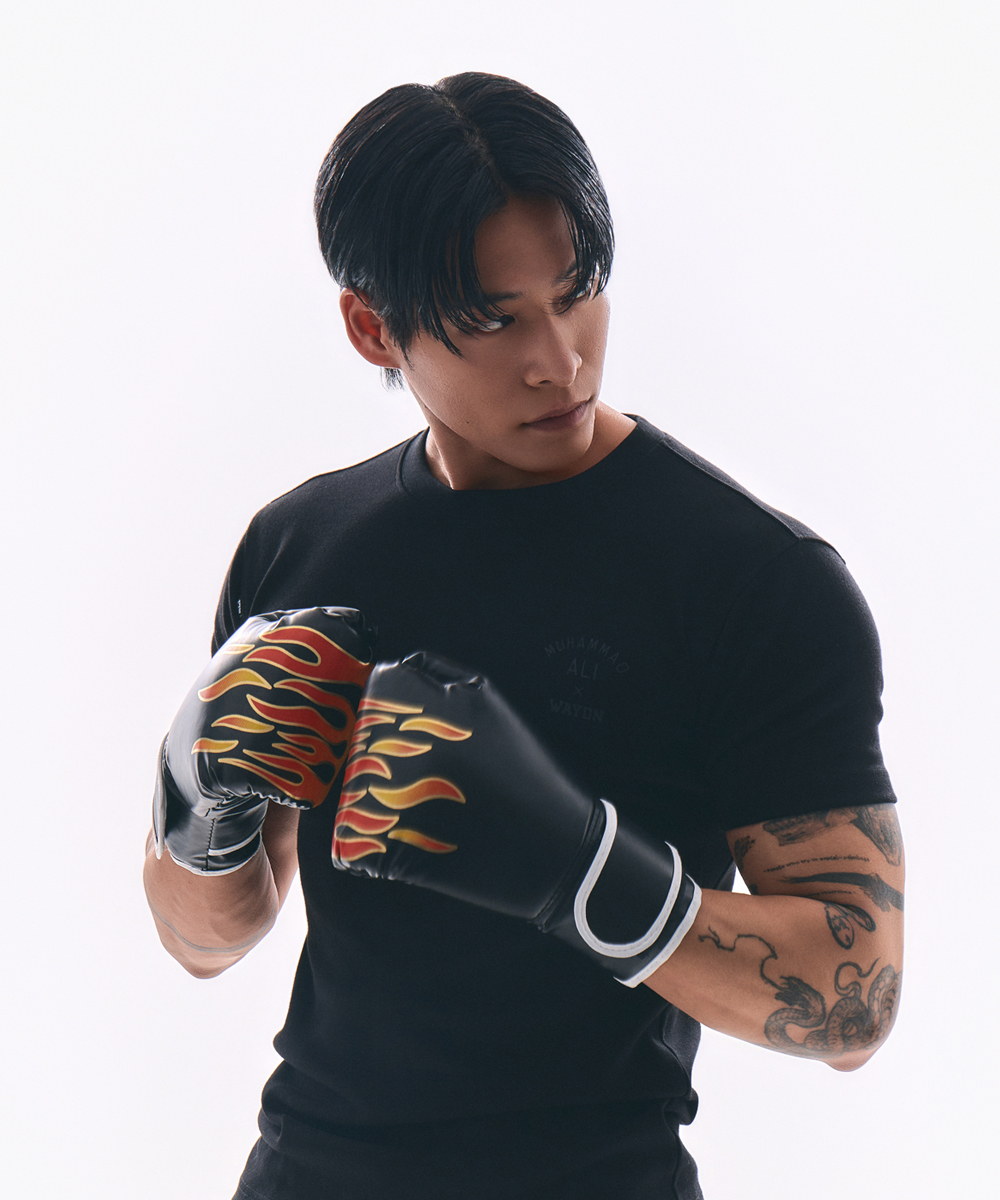 [ALI] Черная футболка muscle fit THE GREATEST
